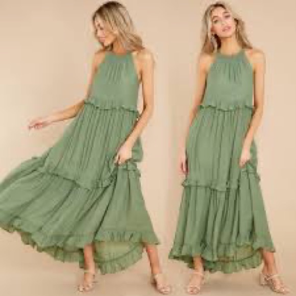 Dresses & Skirts - NWT RedDress Maxi Dress in a beautiful moss color